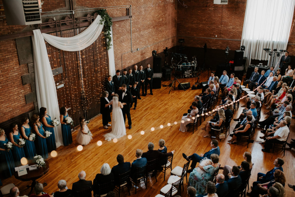How to find a reputable wedding photographer