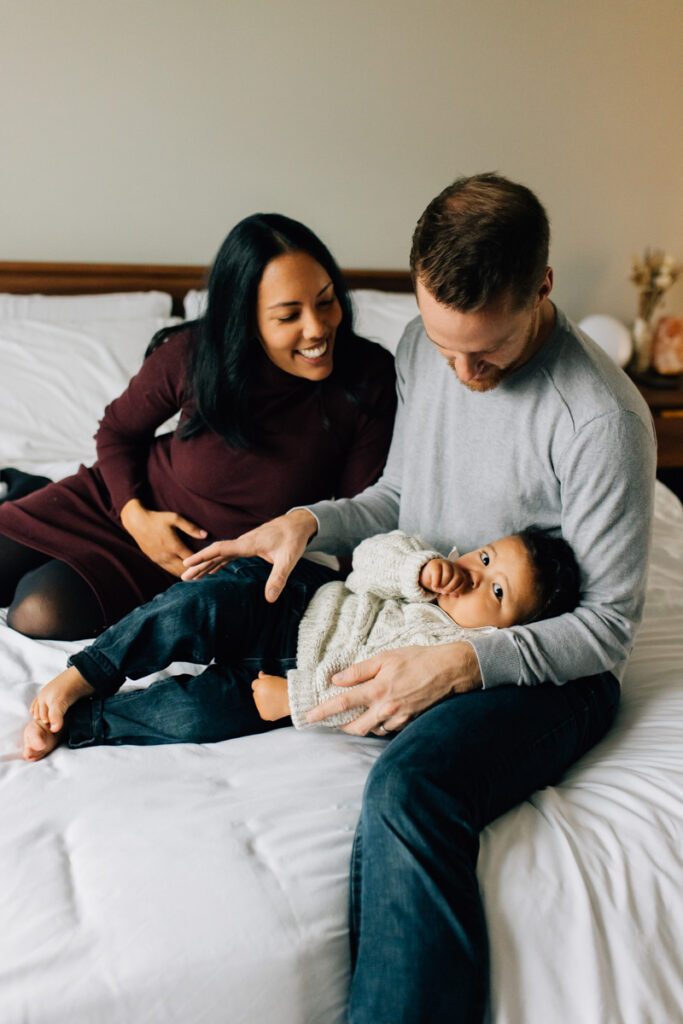 Relaxed in-home Maternity Session in Komoka, Ontario