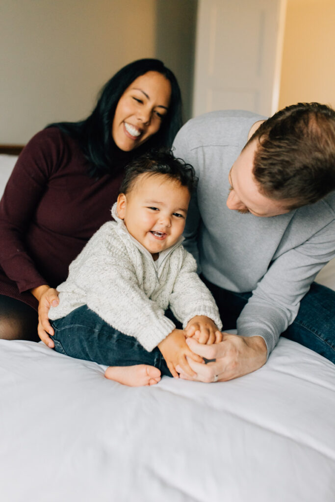 Relaxed in-home Maternity Session in Komoka, Ontario